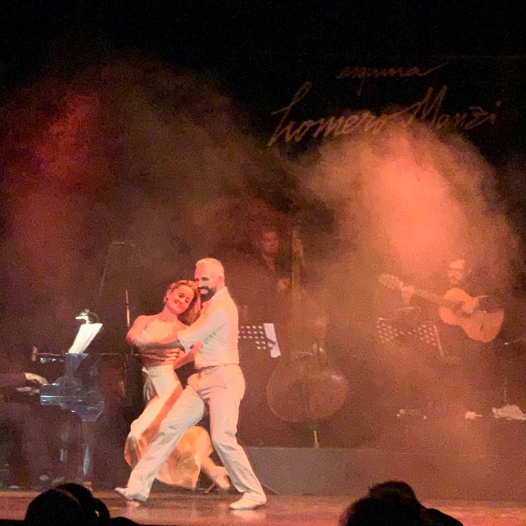 Spectacol de tango în Buenos Aires