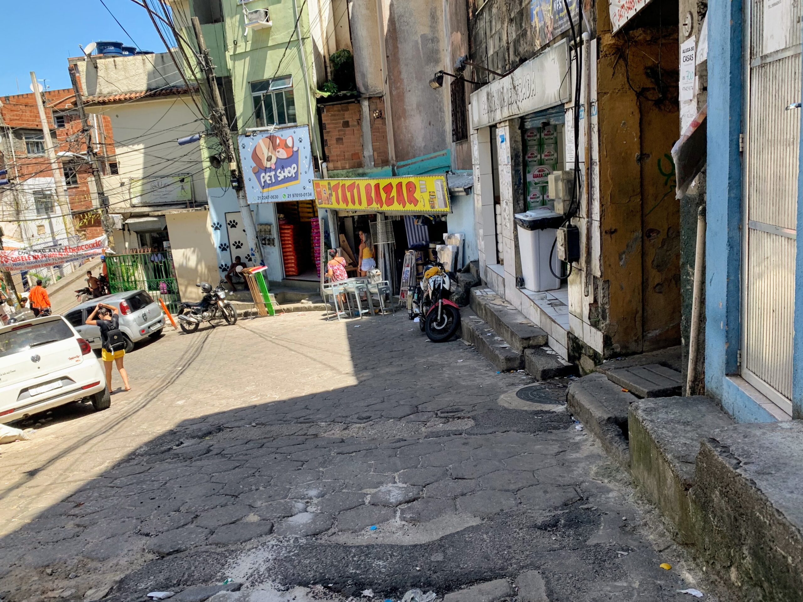 favela streets in rio de janeiro